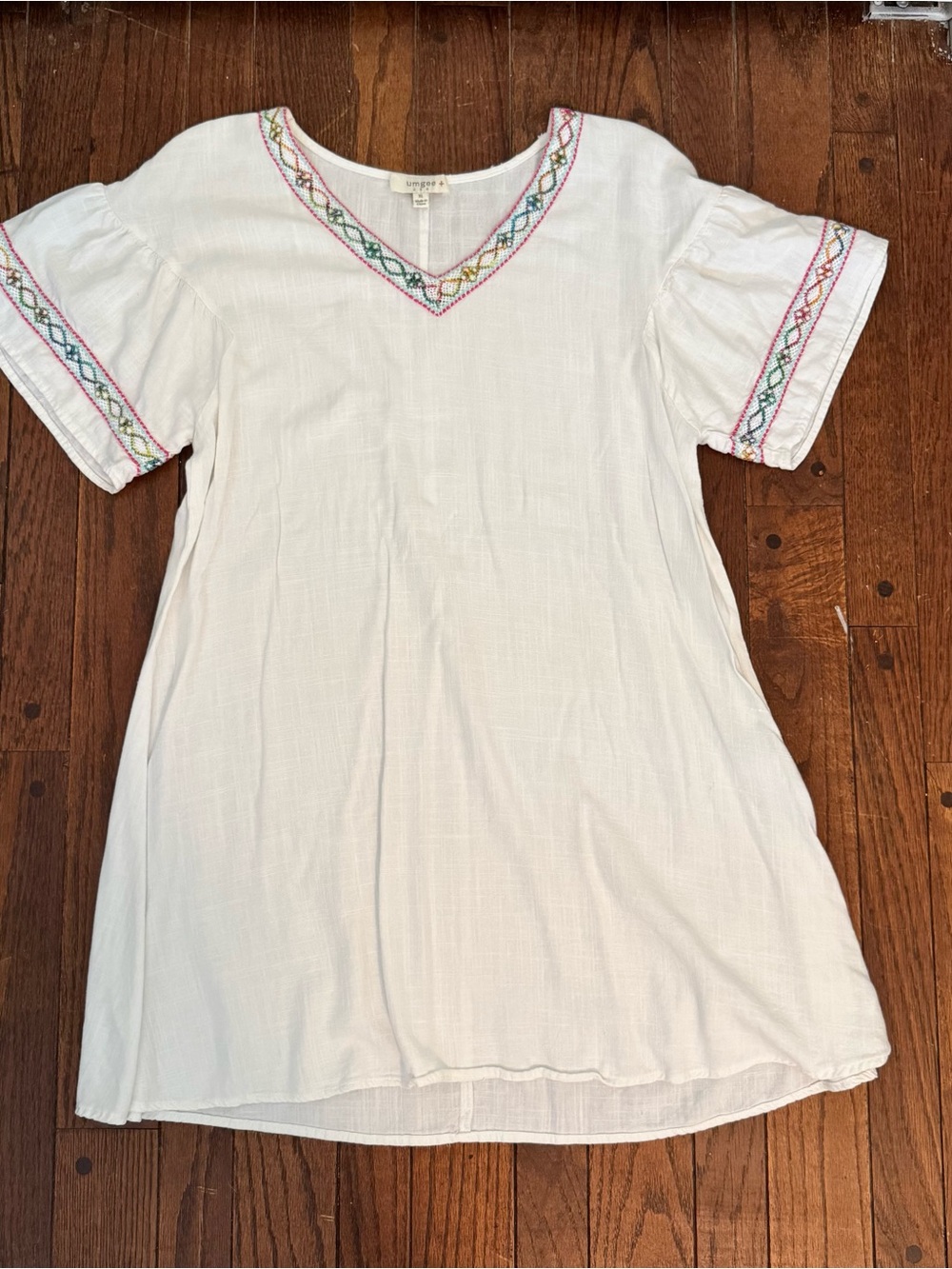 Embroidered Linen/Cotton White V-Neck Women's Dress